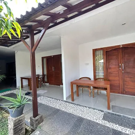 Pererenan Nengah Guest House Canggu Exterior foto