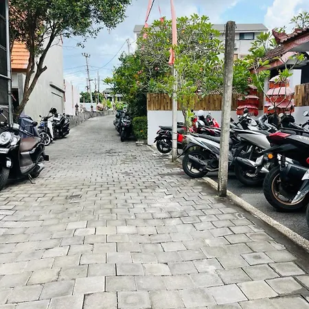 Pererenan Nengah Guest House Canggu Exterior foto