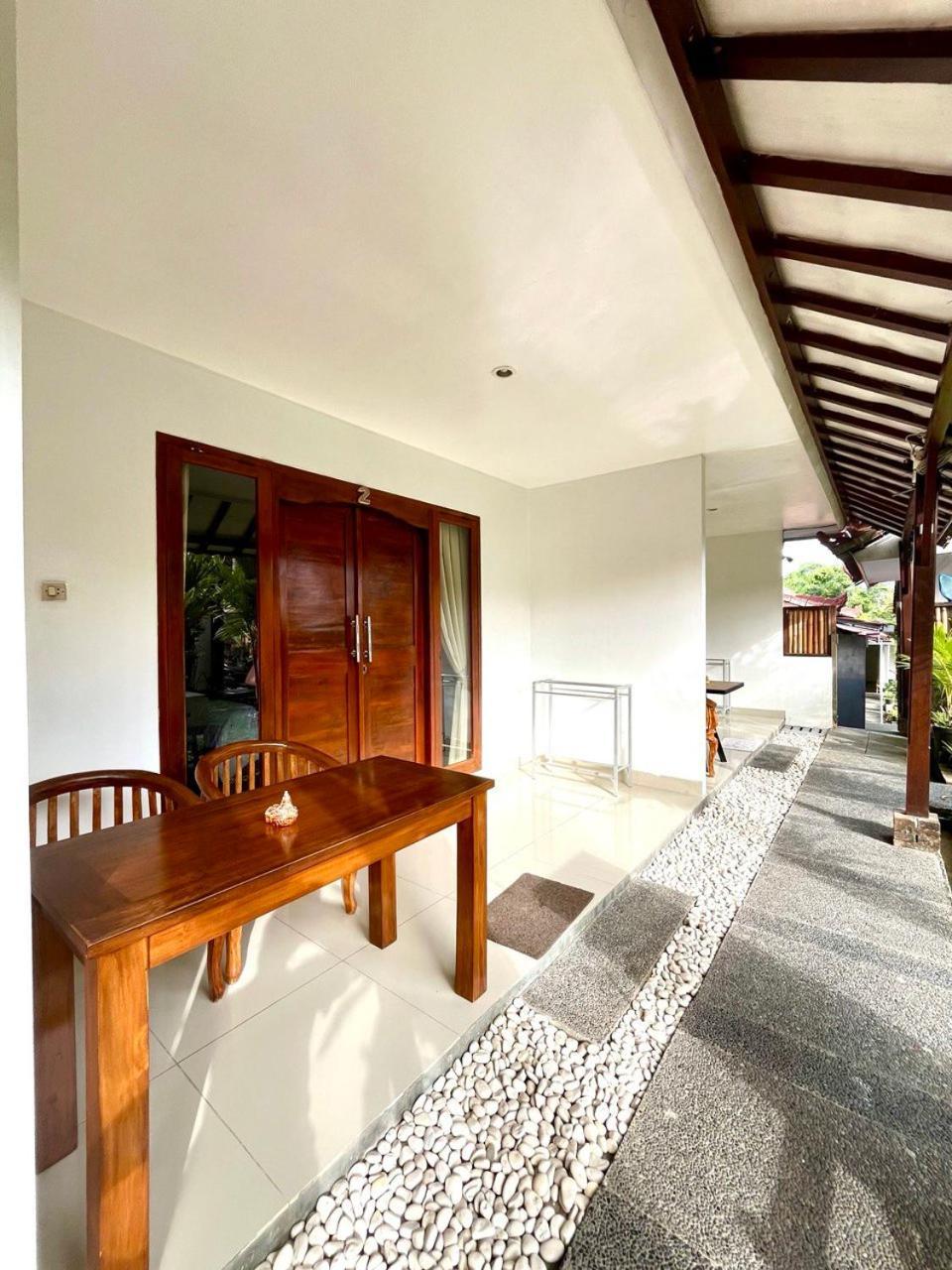 Pererenan Nengah Apartment
